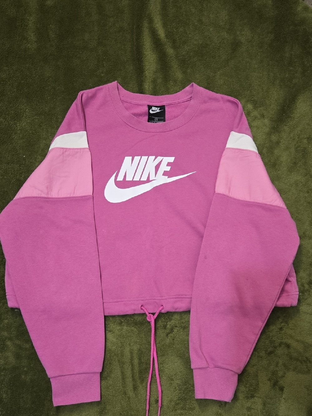 Nike Magenta Cropped Sweatshirt with White 2xl But Perfect For L